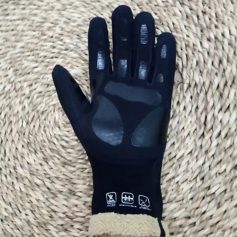 دستکش ورزشی کامپردل مدل thermo