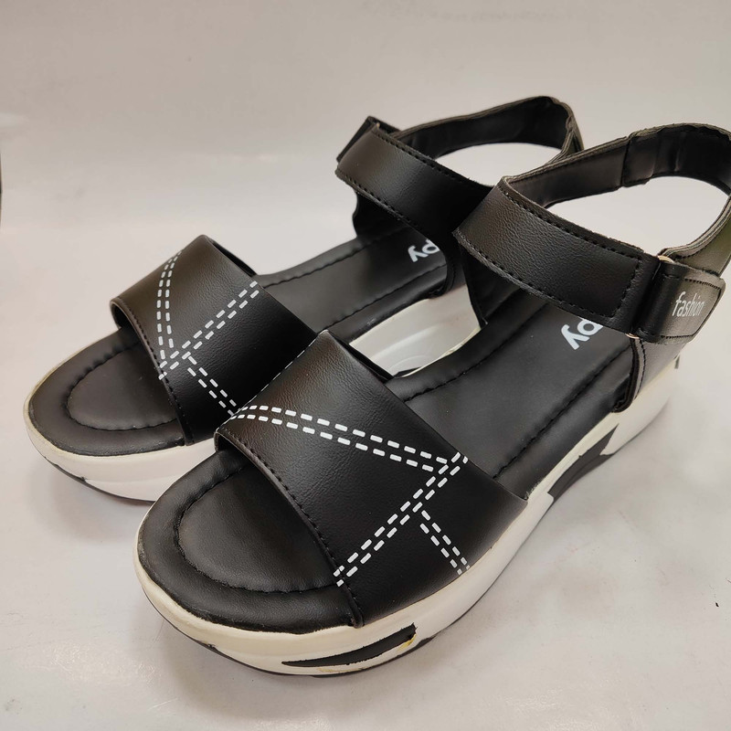 صندل زنانه مدل 2024 j