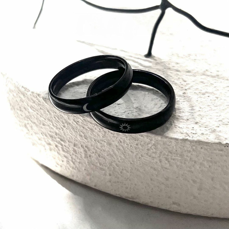 انگشتر مدل ماه و خورشید بسته 2 عددی انگشتر مدل ماه و خورشید بسته 2 عددی