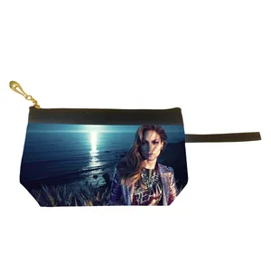 کیف لوازم آرایش زنانه طرح خواننده جنیفر لوپز مدل L1195