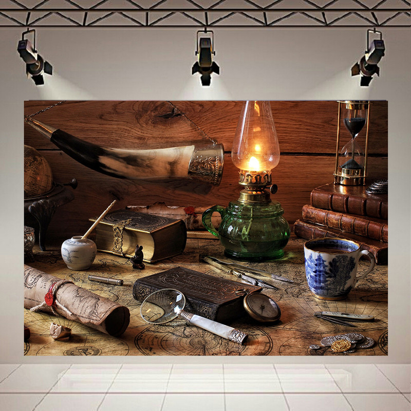 پوستر مدل بک لایت طرح کلاسیک چراغ و ادوات قدیمی
