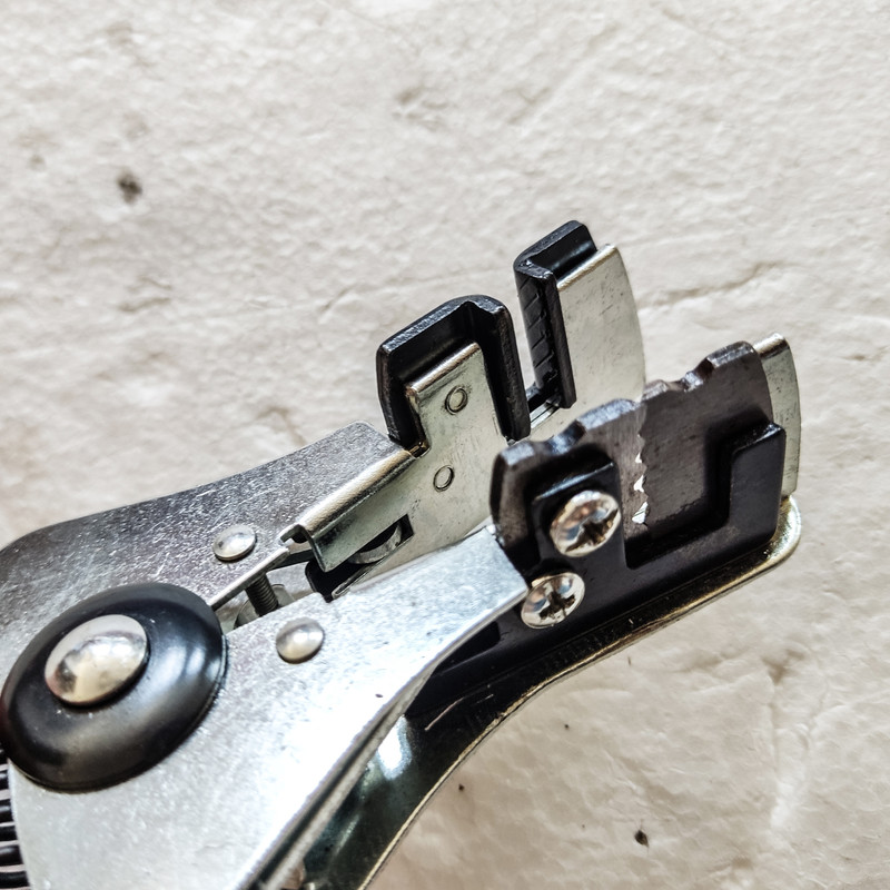 انبر سیم لخت کن استرینگ برانگ مدل ART - 9687 سایز 8 اینچ