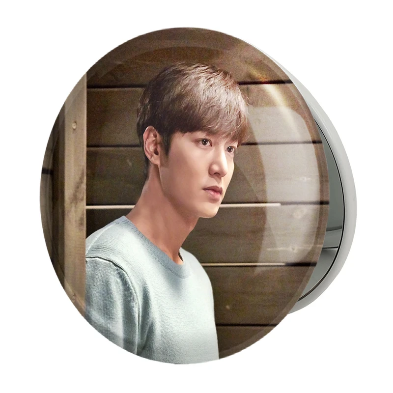 آینه جیبی خندالو طرح لی مین هو Leemin ho مدل تاشو کد 20914 