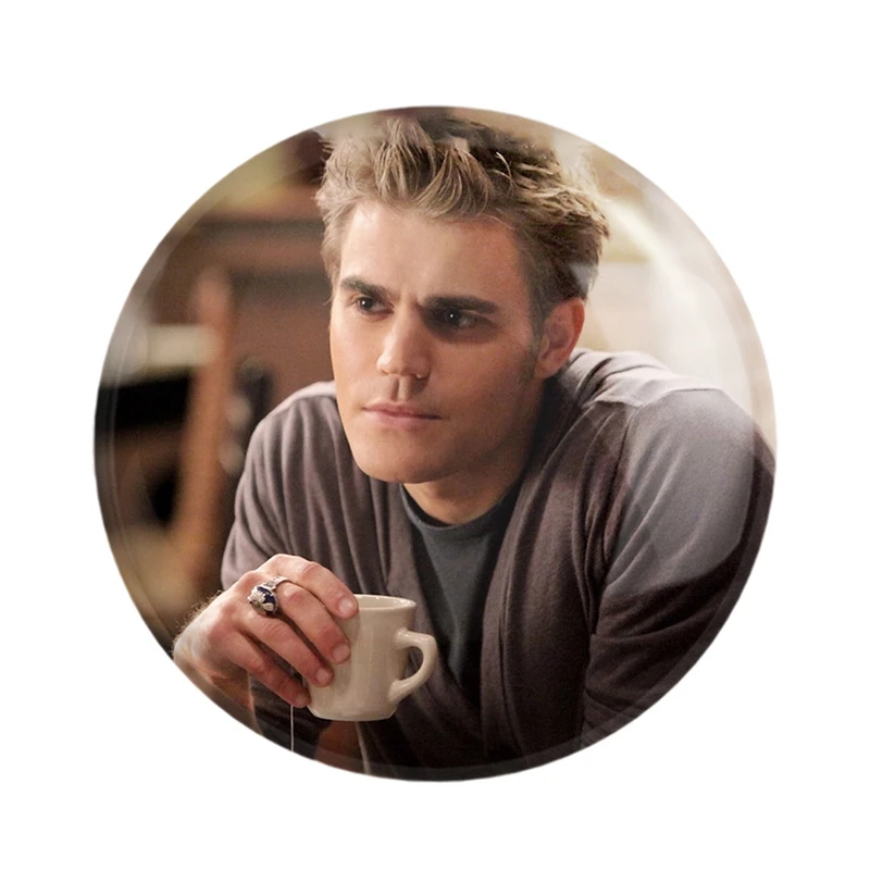 مگنت خندالو مدل استفان سالواتوره خاطرات یک خون آشام  The Vampire Diaries  کد 23688