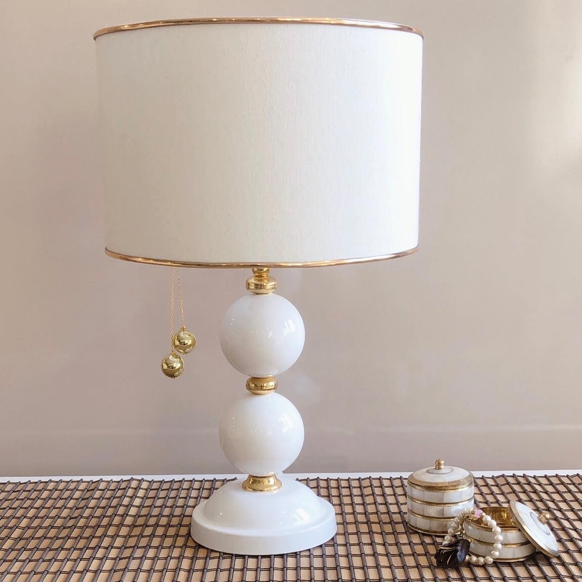 آباژور رومیزی مدل دوگوی مدرن دایان