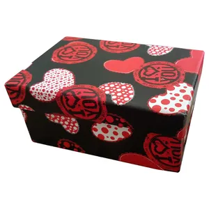 جعبه هدیه مدل LOVE4 سایز 20x15