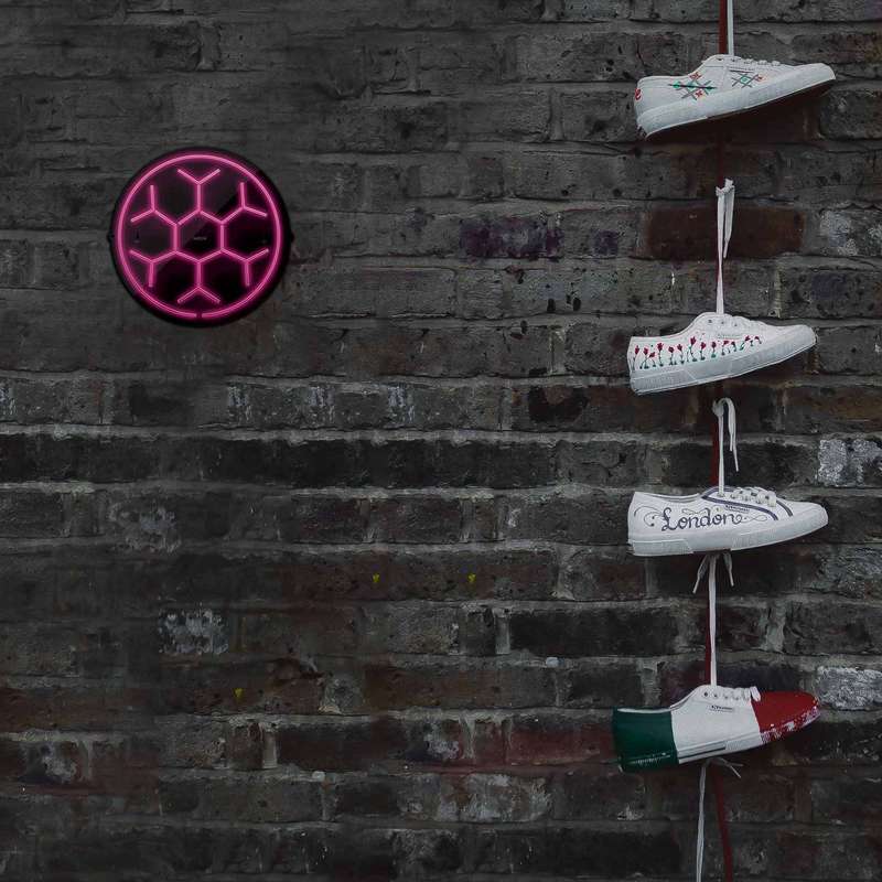 چراغ دیواری نئون دیزاین مدل Soccer-Ball-BL_PN