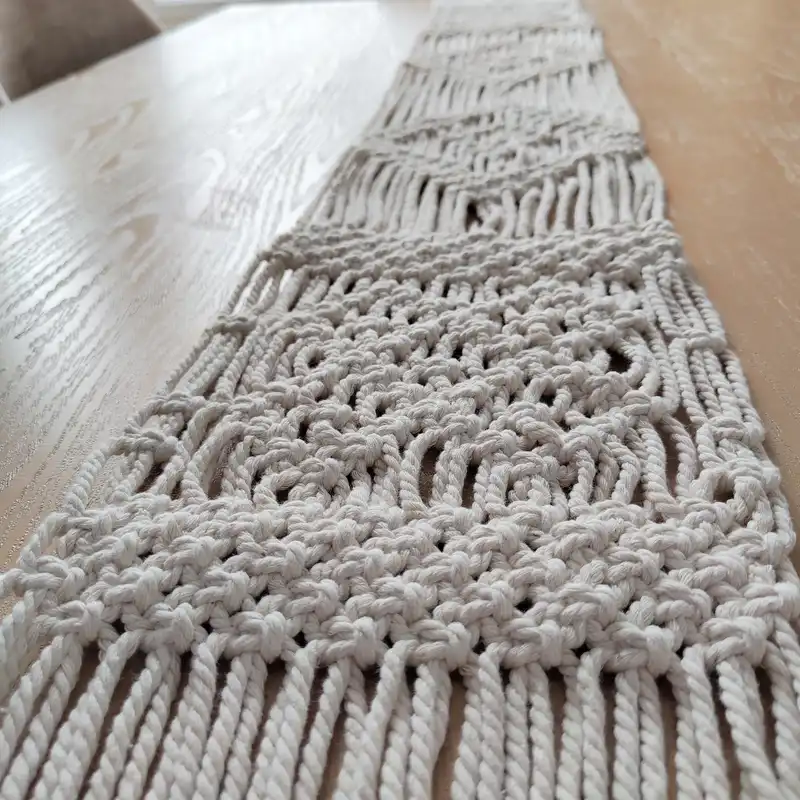 رومیزی بافتنی مدل مکرومه کد MacHang824