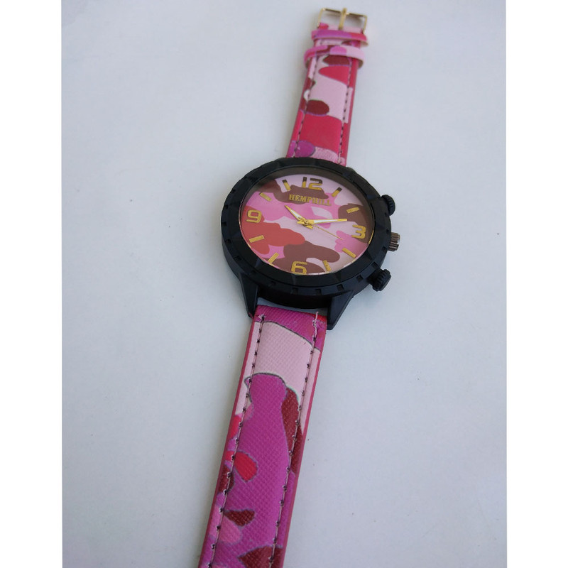 ساعت مچی عقربه ای پسرانه مدل اسپرت ارتشی کد 69 ساعت مچی عقربه ای پسرانه مدل اسپرت ارتشی کد 69