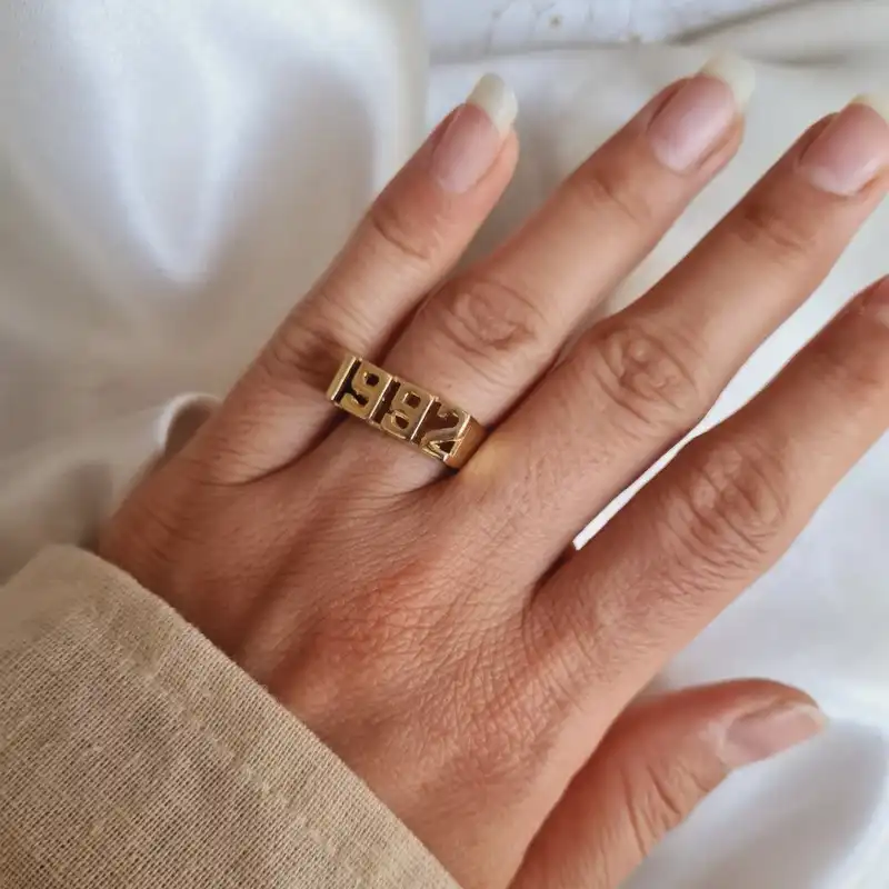 انگشتر مدل سال میلادی 1992