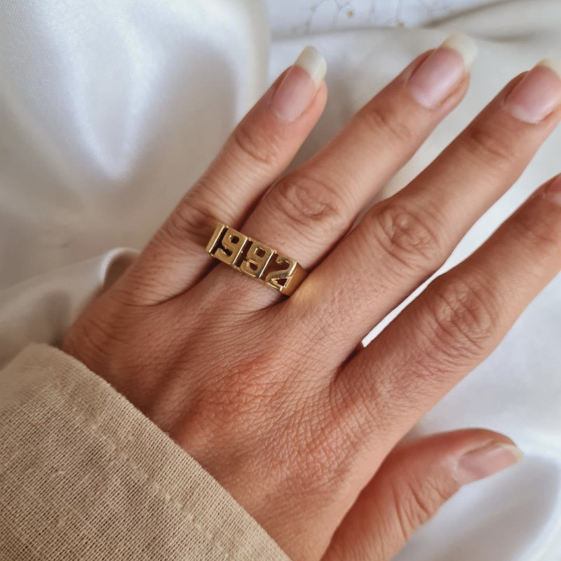 انگشتر مدل سال میلادی 1992 انگشتر مدل سال میلادی 1992