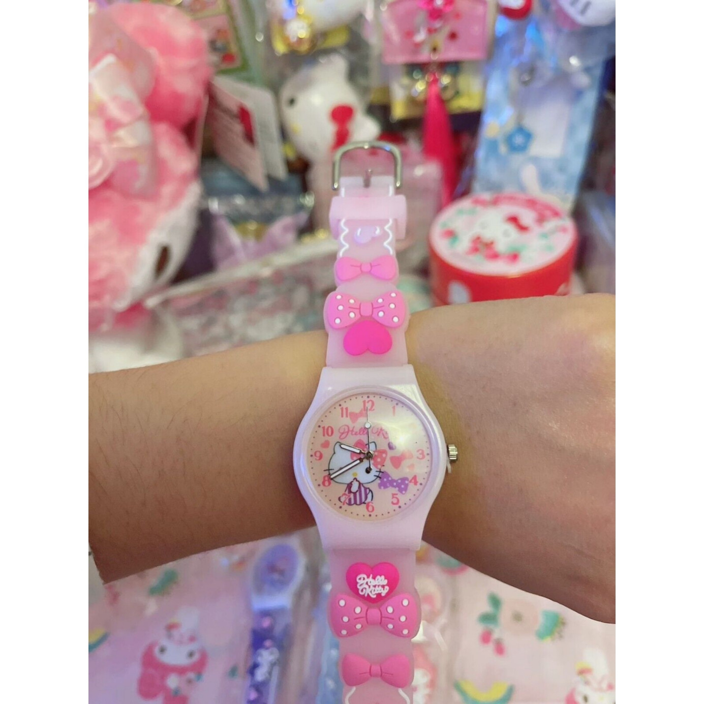 ساعت مچی عقربه ای دخترانه مدل بند سیلیکون آنتی آلرژی طرح کیتی ساعت مچی عقربه ای دخترانه مدل بند سیلیکون آنتی آلرژی طرح کیتی