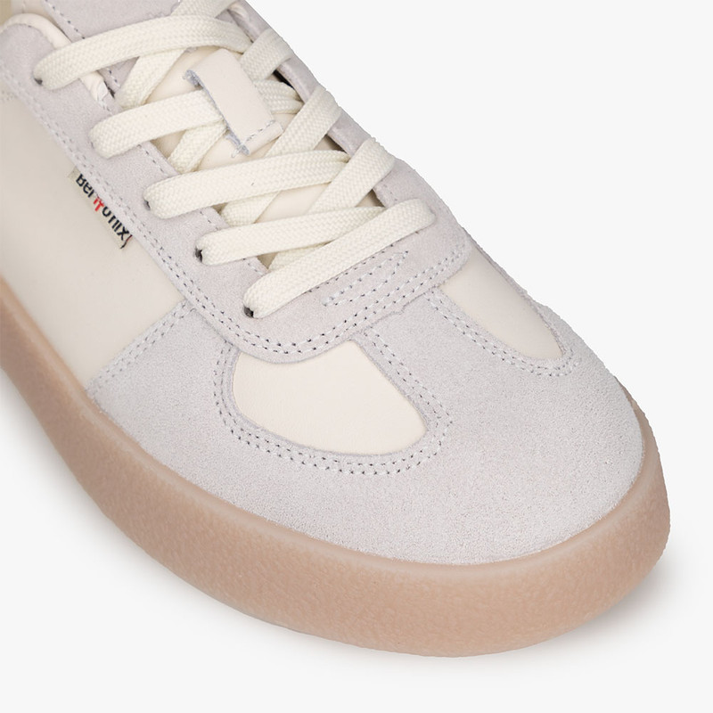 کفش طبی زنانه برتونیکس مدل 2413