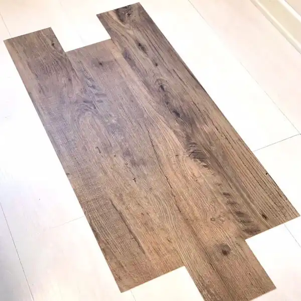 کفپوش وینیفلکس مدل استریپ کلاسیک کد 2012 بسته 24 عددی