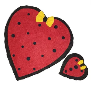 زیربشقابی مدل قلب به همراه زیر لیوانی