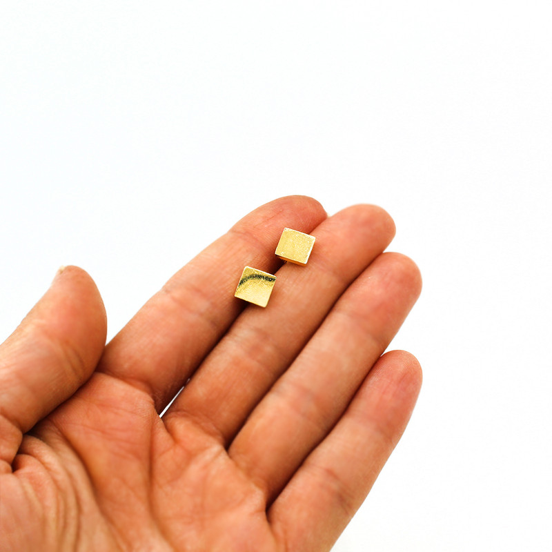 گوشواره دخترانه رزالیا مدل EGN-3 گوشواره دخترانه رزالیا مدل EGN-3