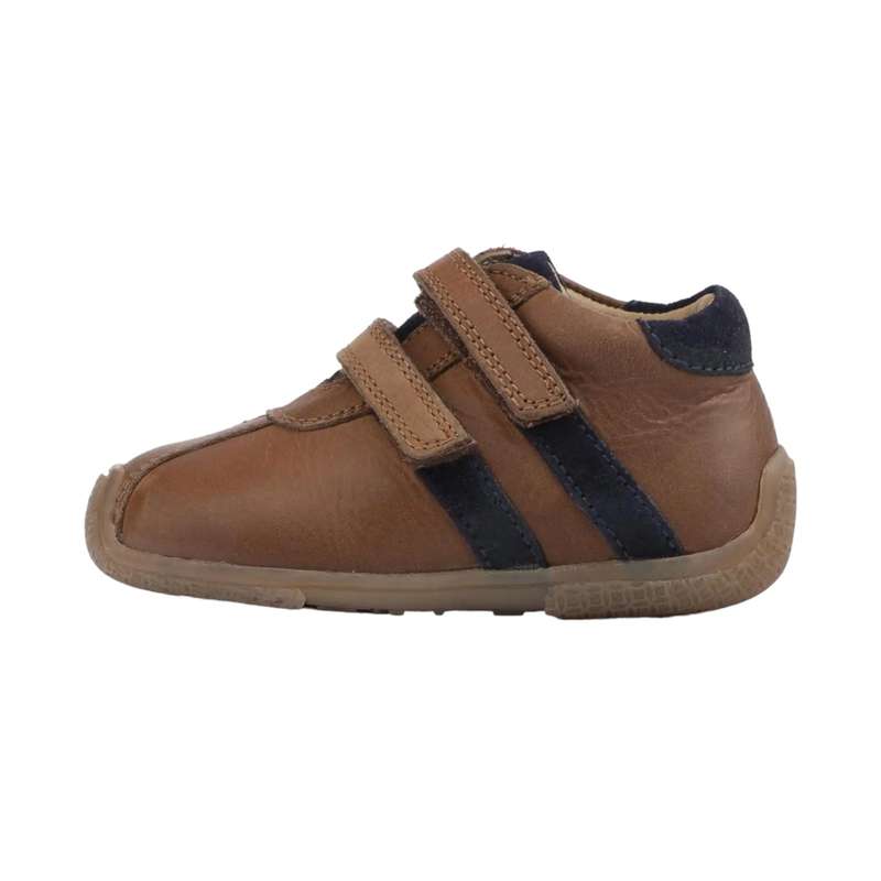 کفش پسرانه مدل MDSS-CF8417 کفش پسرانه مدل MDSS-CF8417