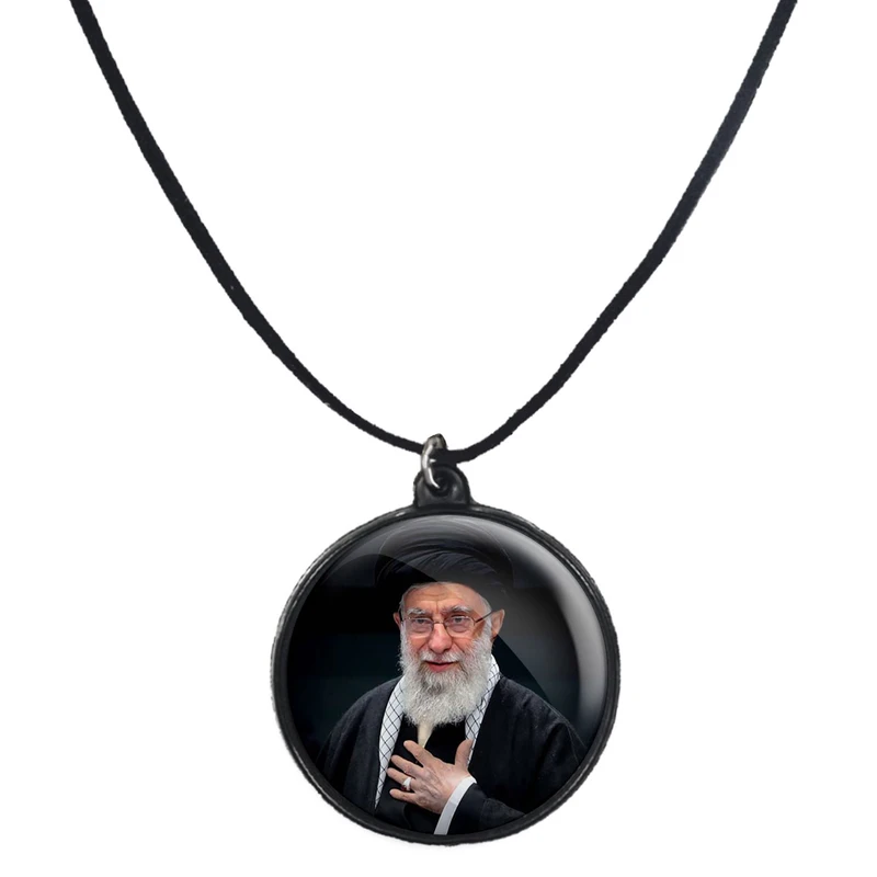 گردنبند پرمانه طرح تصویر  آیت الله خامنه ای کد pmb.11741 مدل دو طرفه