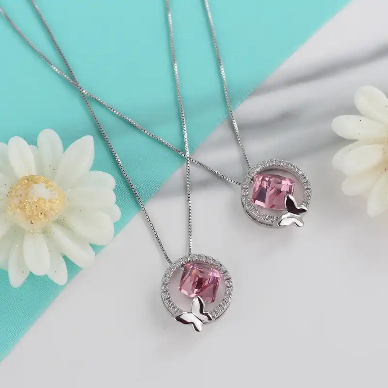 گردنبند زنانه مدل پروانه کد ne422