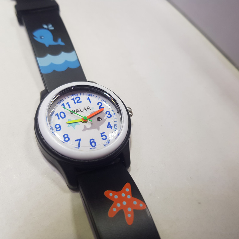 ساعت مچی عقربه ای بچگانه والار مدل ضدآب طرح نهنگ و دریا کد 19