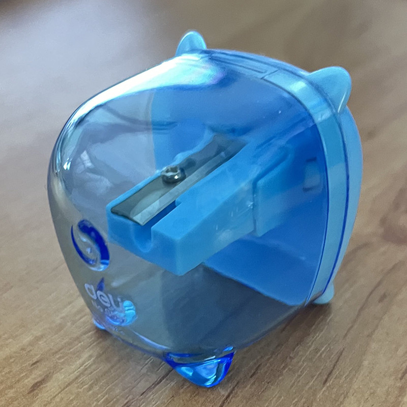 تراش رومیزی دلی مدل مخزن دار کد 0557