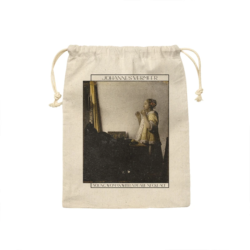 کیسه نان و سبزی ترمه طراحان ایده مدل زن جوان با گردنبند مروارید از ورمر کد art0562 - S