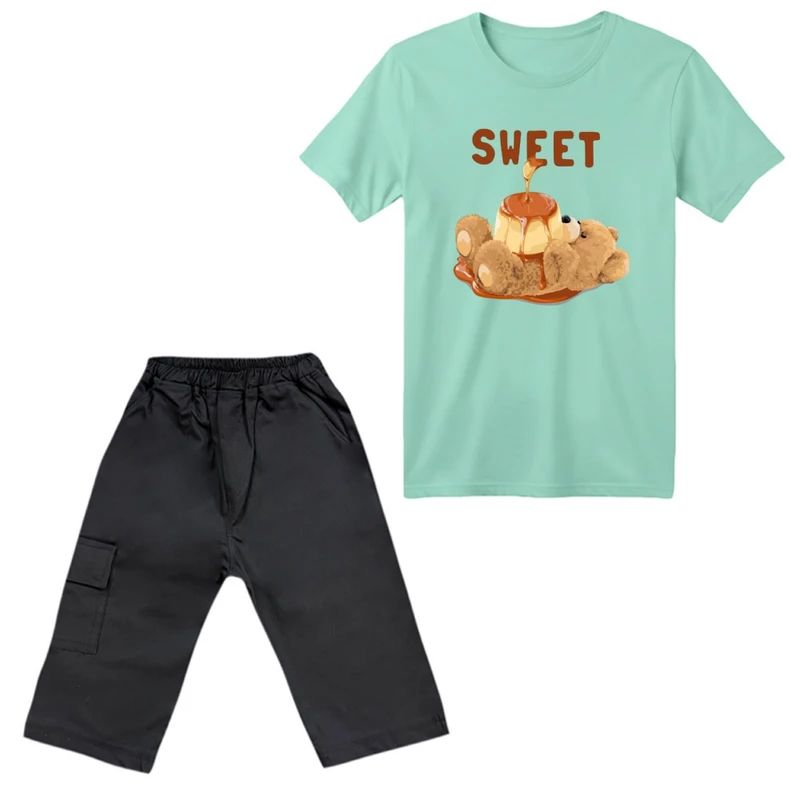 ست تی‌شرت آستین کوتاه و شلوارک پسرانه مدل خرس کاراملی