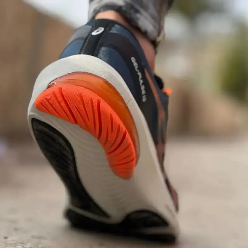 کفش مخصوص دویدن مدل Gel-pulse 13