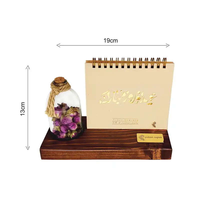 تقویم رومیزی سال 1402 پدیده نقش مدل گل سرخ عید نوروز