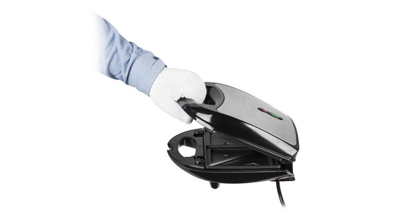 ساندویچ ساز دلمونتی مدل DL830 ساندویچ ساز دلمونتی مدل DL830