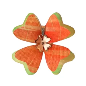 آویز گردنبند طلا 18 عیار زنانه مدل گل کد A5