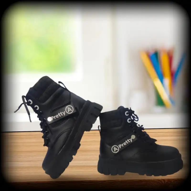 نیم بوت پسرانه مدل Pretty
