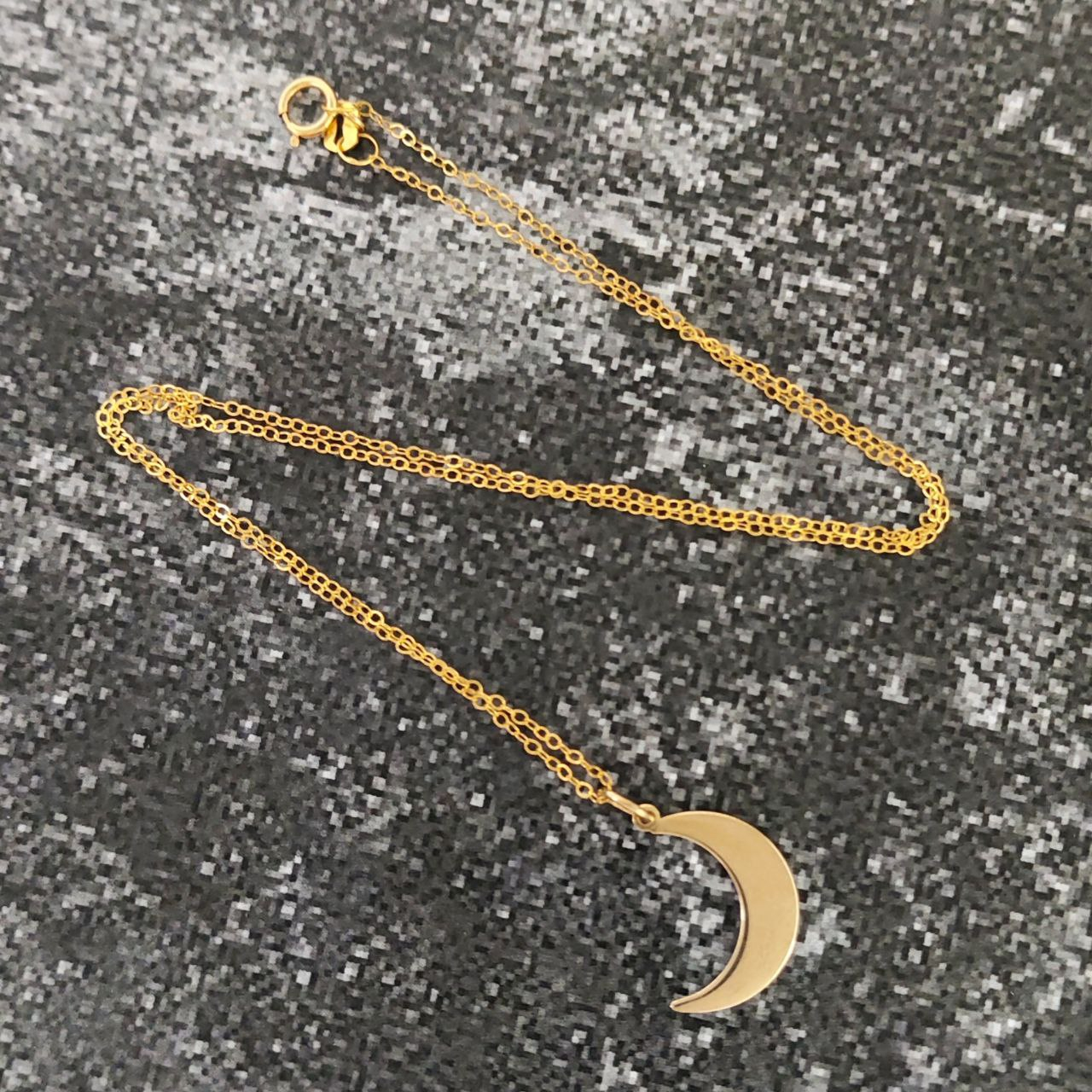 گردنبند طلا 18 عیار زنانه لیردا مدل ماه ngn