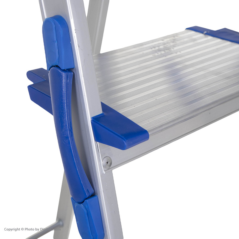 نردبان 4 پله آلوم پارس پله مدل هایلوکس