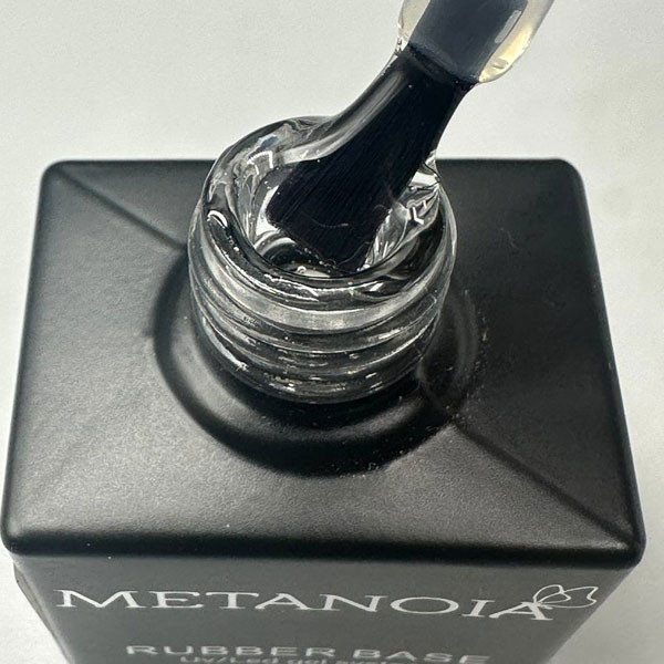 رابر بیس ناخن متانویا مدل MT01