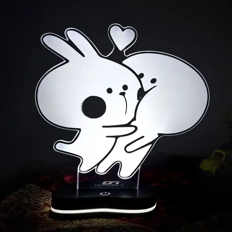 چراغ خواب سه بعدی گالری دیکوماس طرح خرگوش بازیگوش و کله گردالی 3 کد DMS128