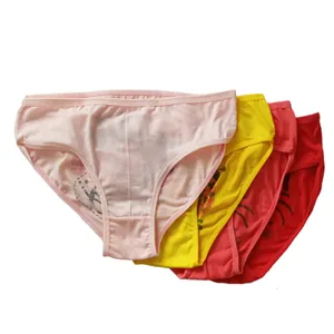 شورت زنانه مدل کفشدوزک بسته 4 عددی