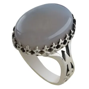 انگشتر نقره مردانه ملک زیور مدل سر نیزه عقیق کد 281