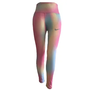 لگینگ ورزشی زنانه مدل 2021 