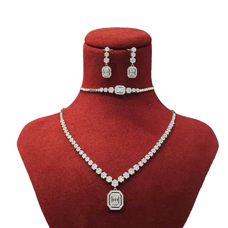 نیم ست نقره زنانه جی تی ای مدل A_2025 نیم ست نقره زنانه جی تی ای مدل A_2025