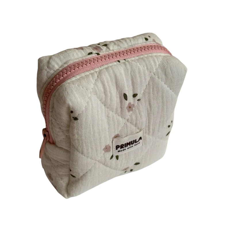 عکس شماره 3 : کیف نوار بهداشتی پریمولا مدل گل و برگ