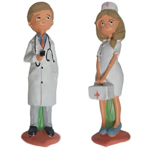مجسمه طرح پزشک و پرستار مدل Medical مجموعه دوعددی