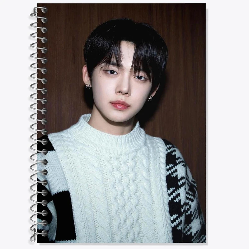 دفتر زبان 50 برگ خندالو مدل سه خط طرح یونجون گروه تی اکس تی TXT کد 19989