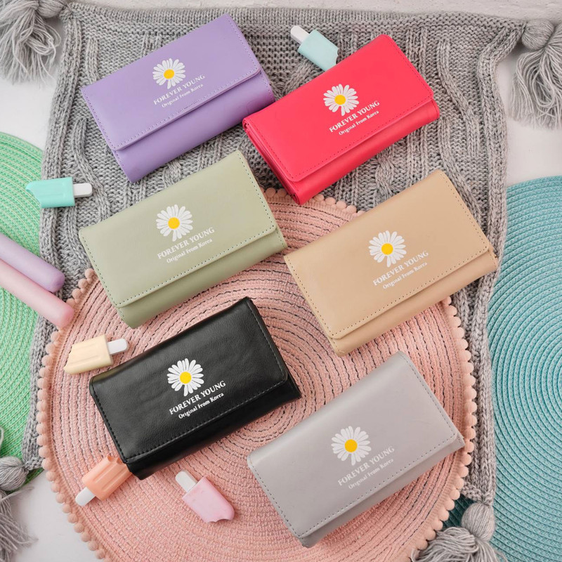 کیف پول زنانه مدل گل بابونه کد KZD205-260