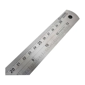 خط کش فلزی 30 سانتی هاردن مدل R703