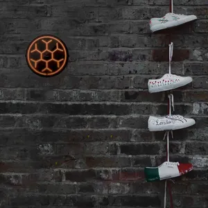 چراغ دیواری نئون دیزاین مدل Soccer-Ball-BL_ORG