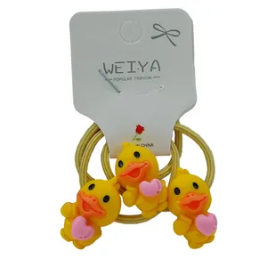 کش مو دخترانه مدل فانتزی عروسکی بسته 3 عددی