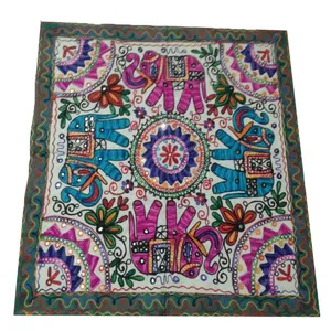 رومیزی سوزن دوزی مدل خامه دوزی کد C-104