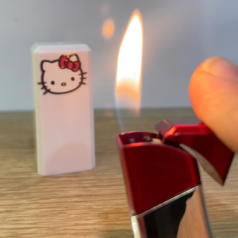 فندک مدل رژ لب فانتزی 76