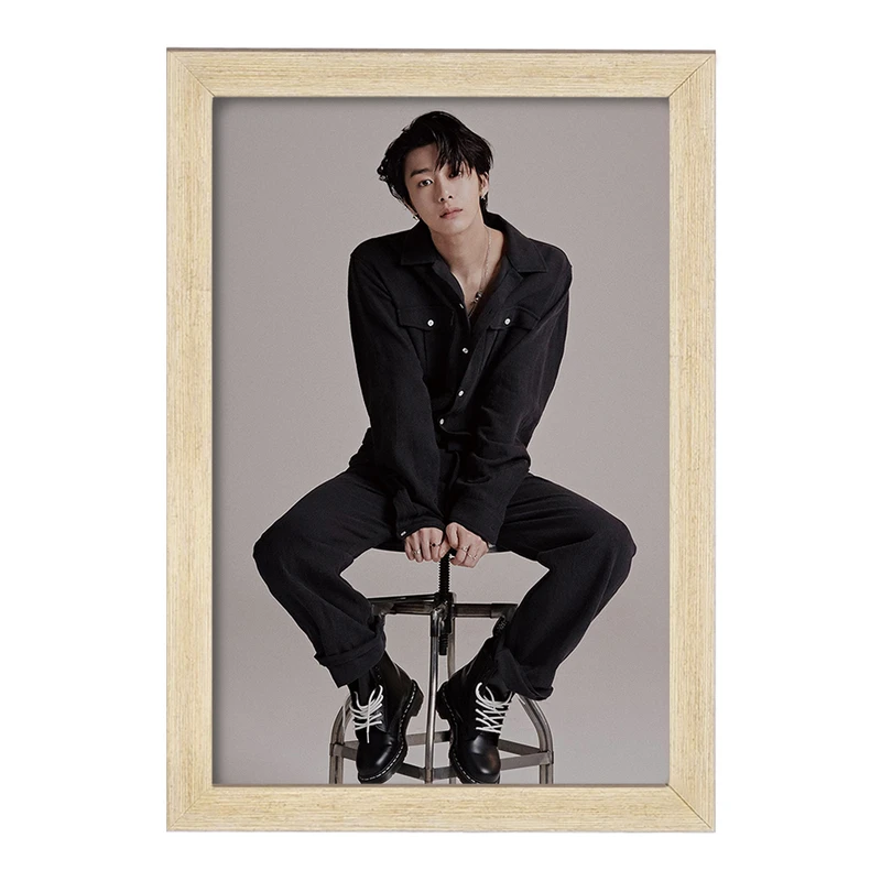 تابلو خندالو مدل هیونگ وون گروه MONSTA X  کد 21179